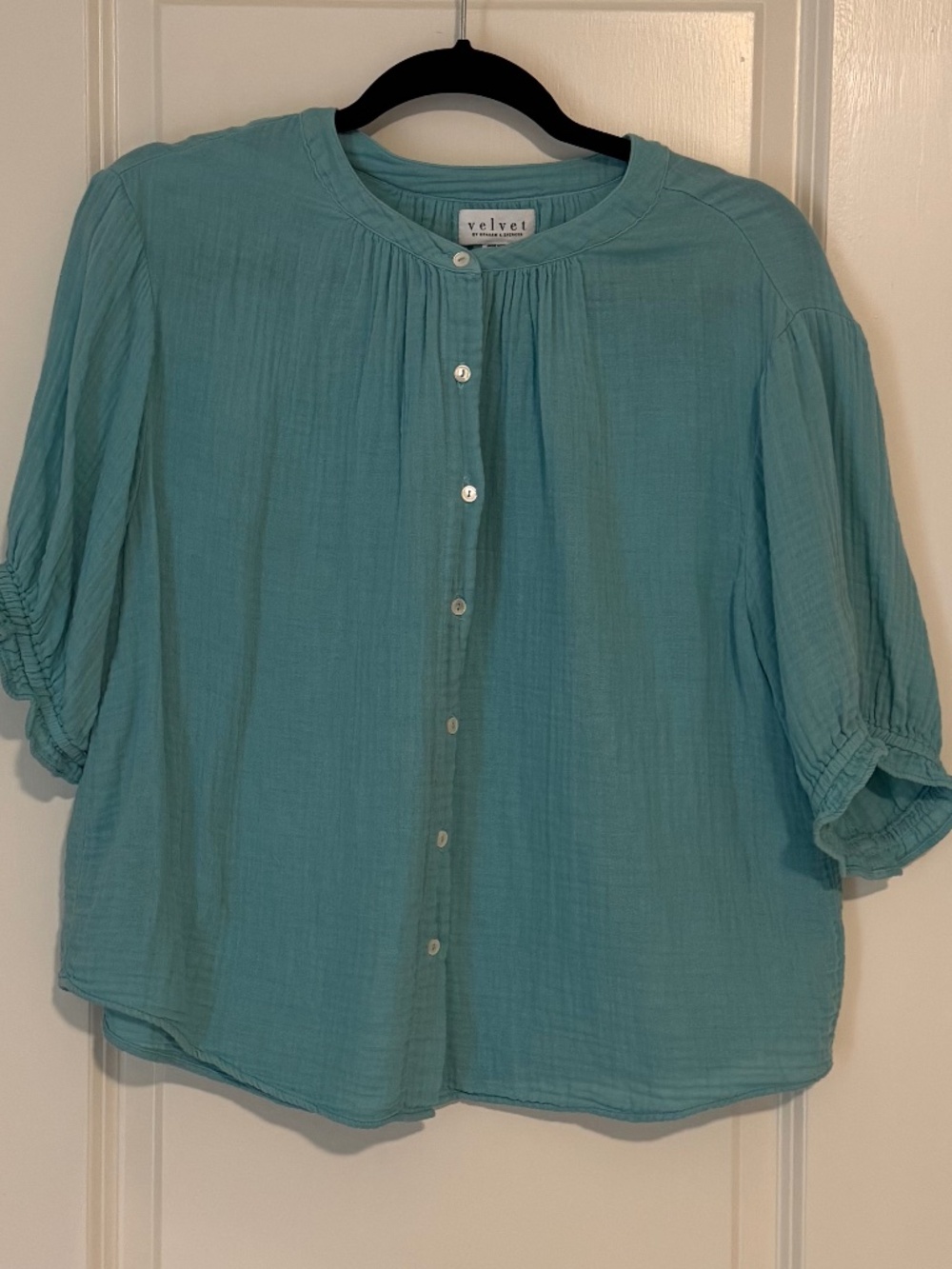 Velvet by Graham & Spencer blouse